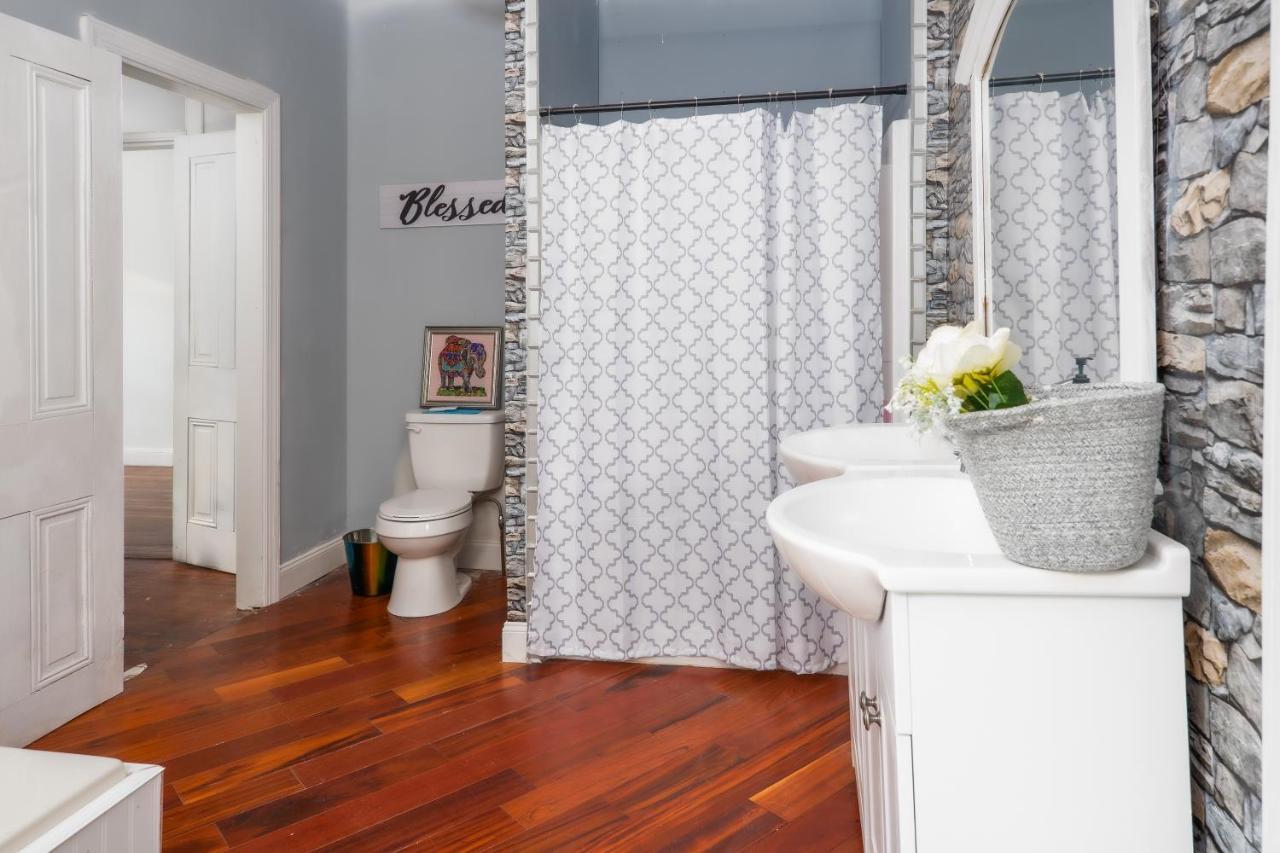 The Dutton Luna Reid Mansion Homestay Brookhaven